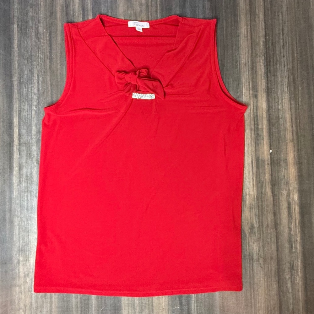 89th + Madison Red Sleeveless Top Rhinestone Detail Blouse Size Small